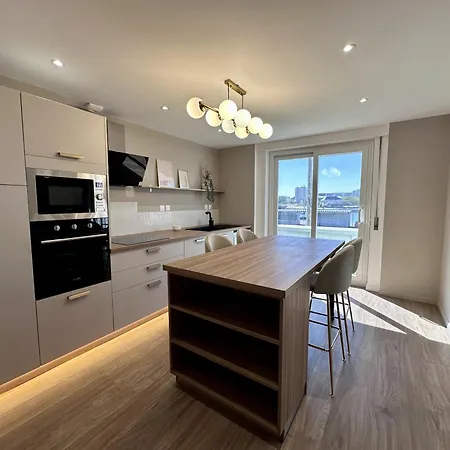 Ammg Tour Marina - Signature | Vue Panoramique, Jacuzzi & Design *