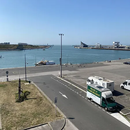 Апартаменты Ammg Tour Marina - Signature | Vue Panoramique, Jacuzzi & Design Кале