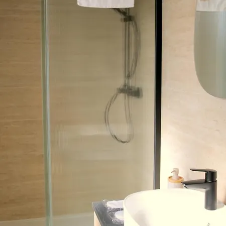 Ammg Tour Marina - Signature | Vue Panoramique, Jacuzzi & Design