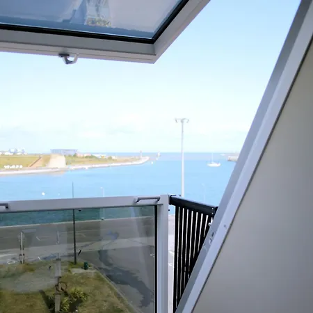 Ammg Tour Marina - Signature | Vue Panoramique, Jacuzzi & Design Апартаменты Кале