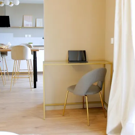 Appartamento Ammg Tour Marina – Signature | Vue Panoramique, Jacuzzi&design Calais