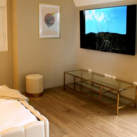 Апартаменты Ammg Tour Marina - Signature | Vue Panoramique, Jacuzzi & Design